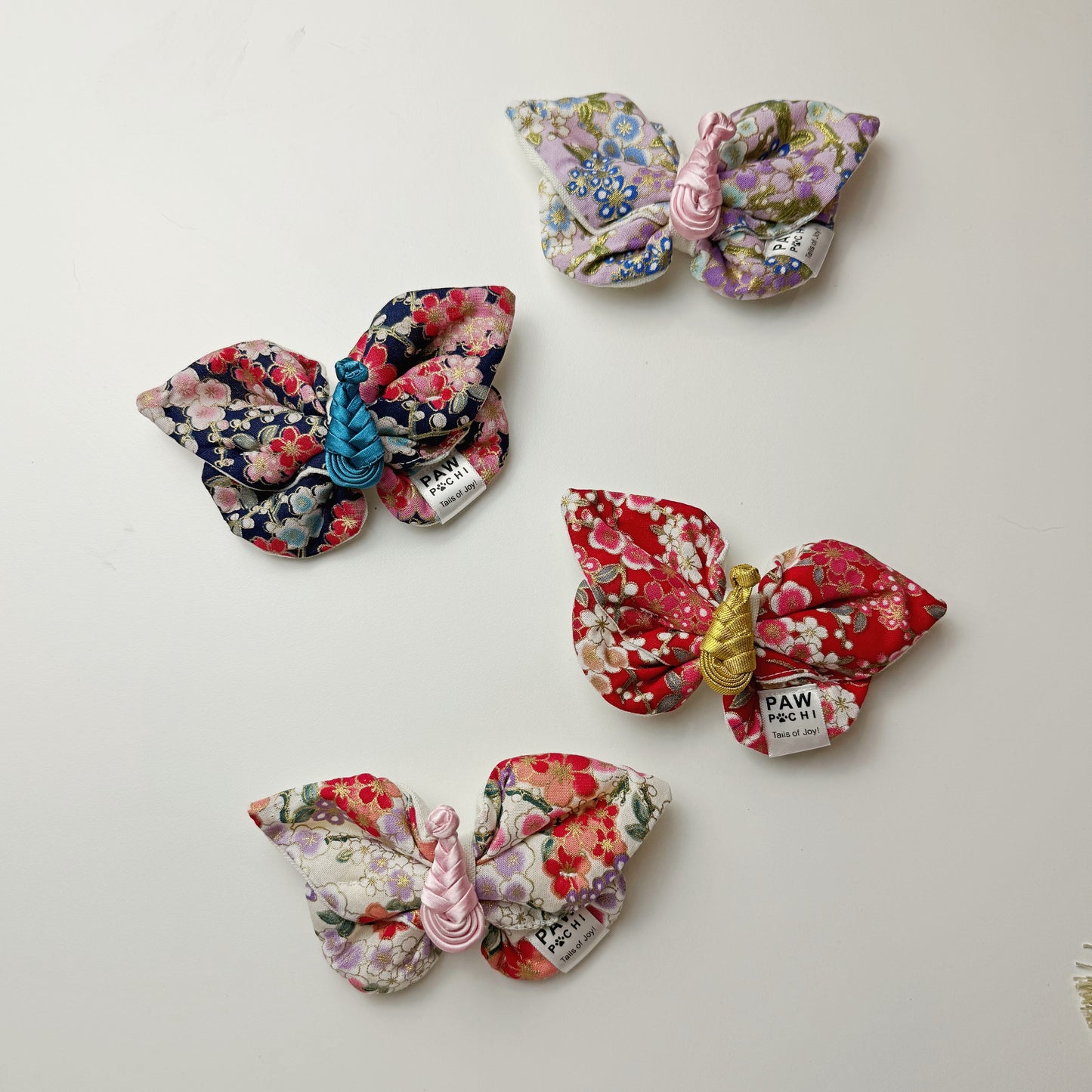 Crimson Hana – Butterfly Kiss Dog/ Cat Bow Tie