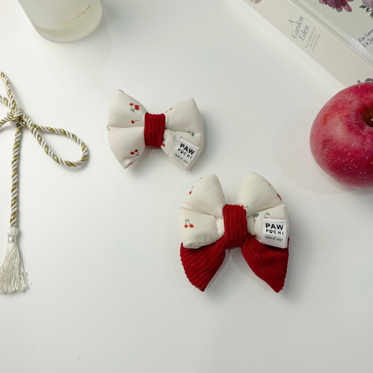 Cherry Winter Glow – Cozy Red Pet Bow