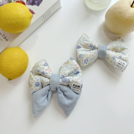 Blue Blossom Bow – Floral Charm for Your Furry Friend