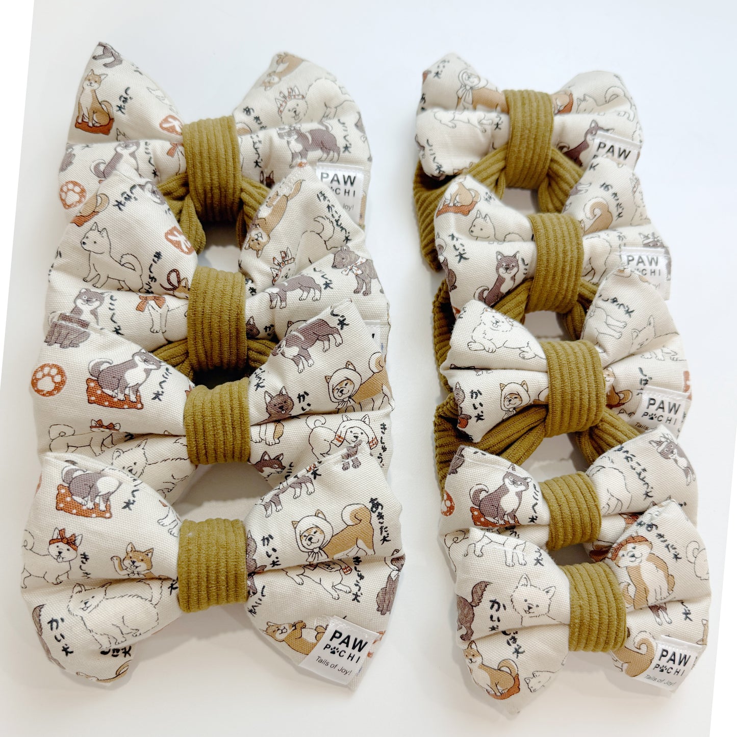 Brown Shiba Charm Bow – Cozy Shiba Print in Warm Tones for Your Pet